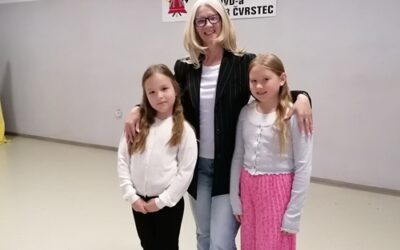 Učenice 2.b nagrađene na „Balogijadi“